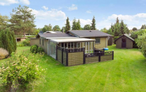 Amazing Home In Væggerløse With Wifi, Bogø By